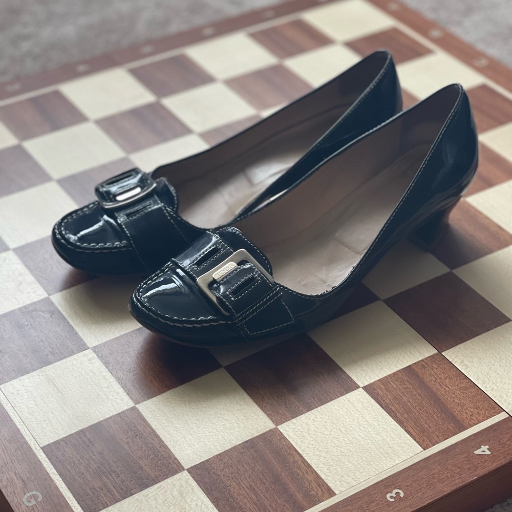 Tod's Black Patent Leather Loafers with Metal Buckle